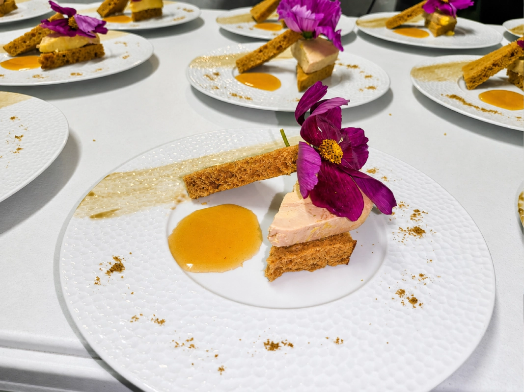 Mise en bouche et menu traiteur